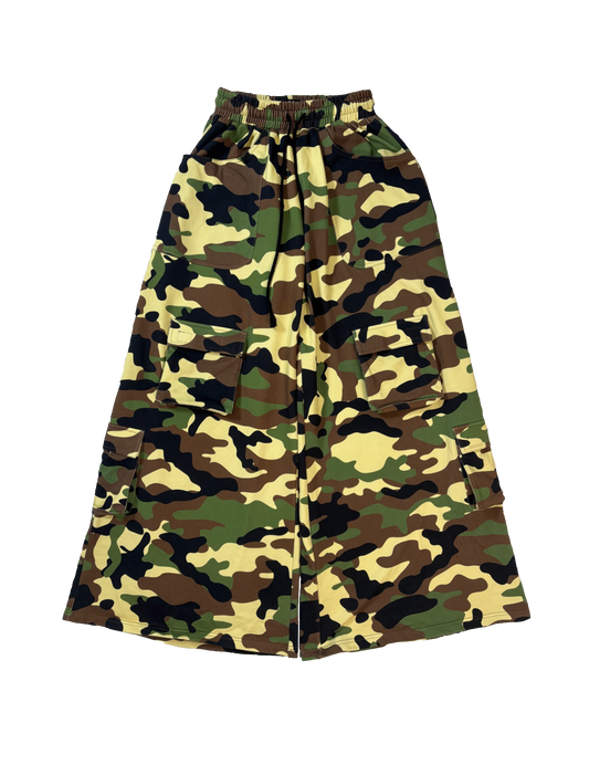 CAMO SWEATS